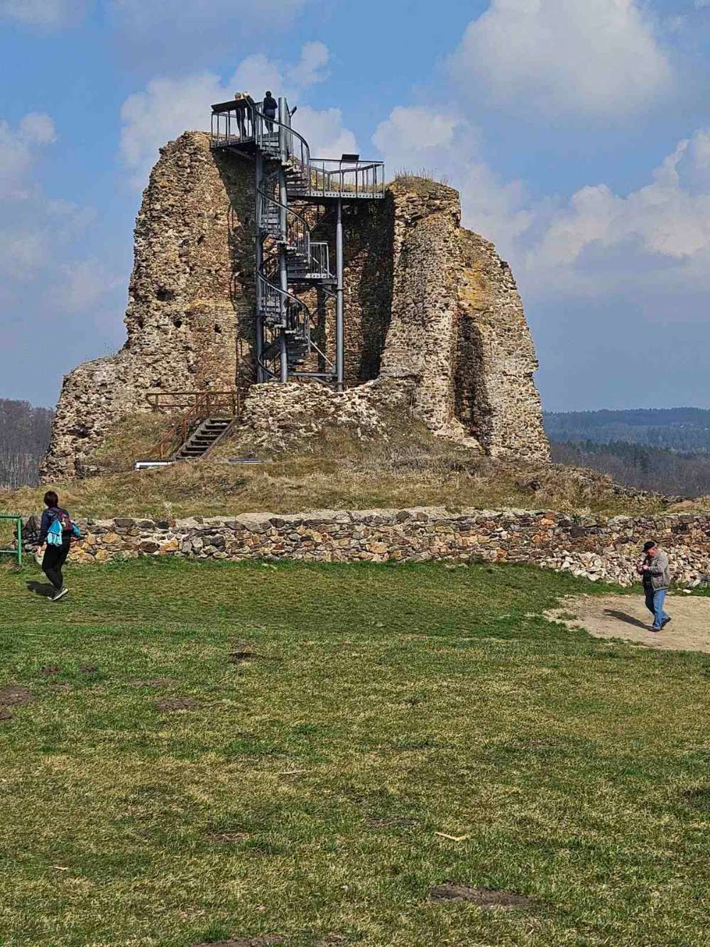 Hradní věž s rozhlednou