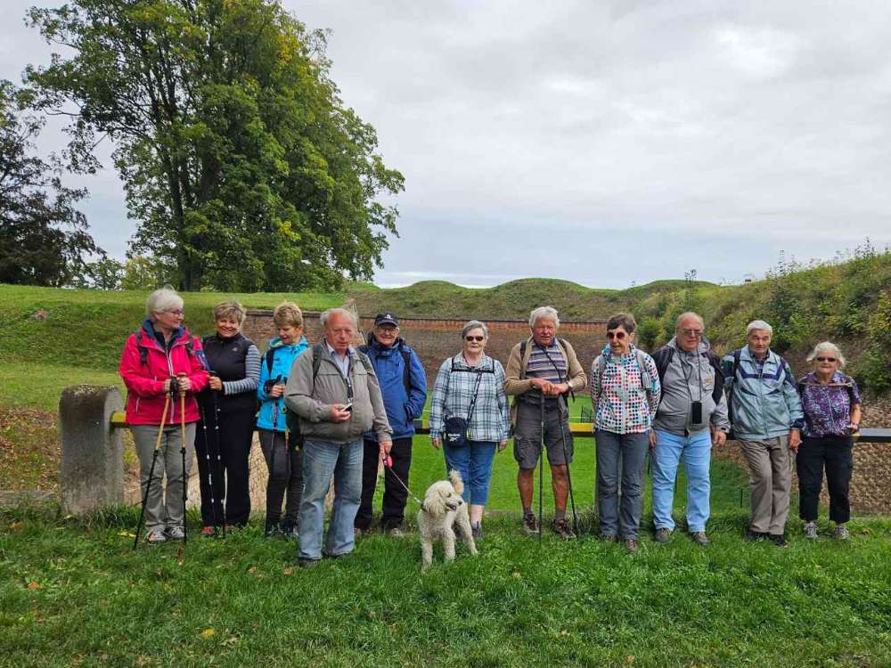 Společné foto - než někdo v chodbách zabloudí